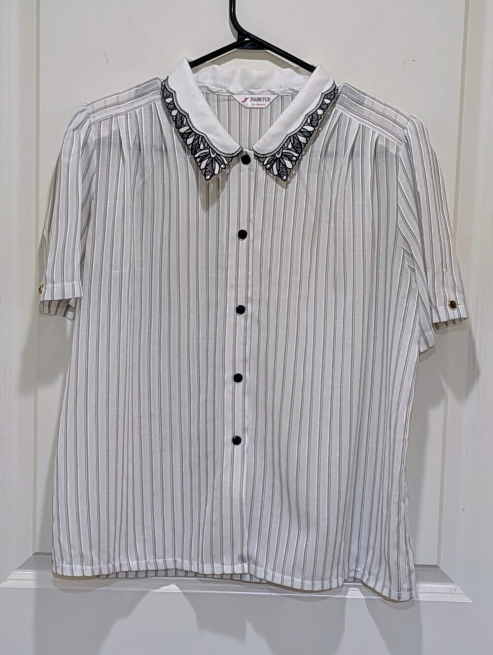 EUC 80s Shang Fuh L Black and White Striped Blouse with Statement Collar